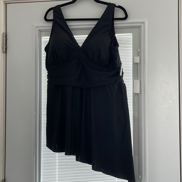 NWT 2X Torrid Asymmetrical Swim Dress - Picture 9 of 9
